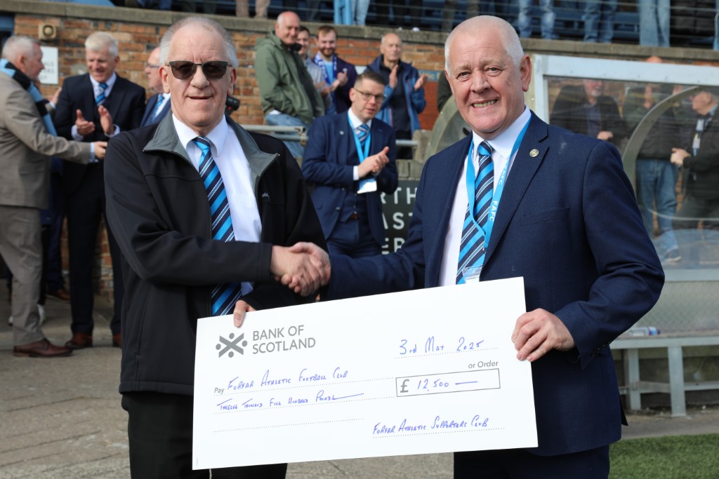 Supporters Club Cheque presentation
